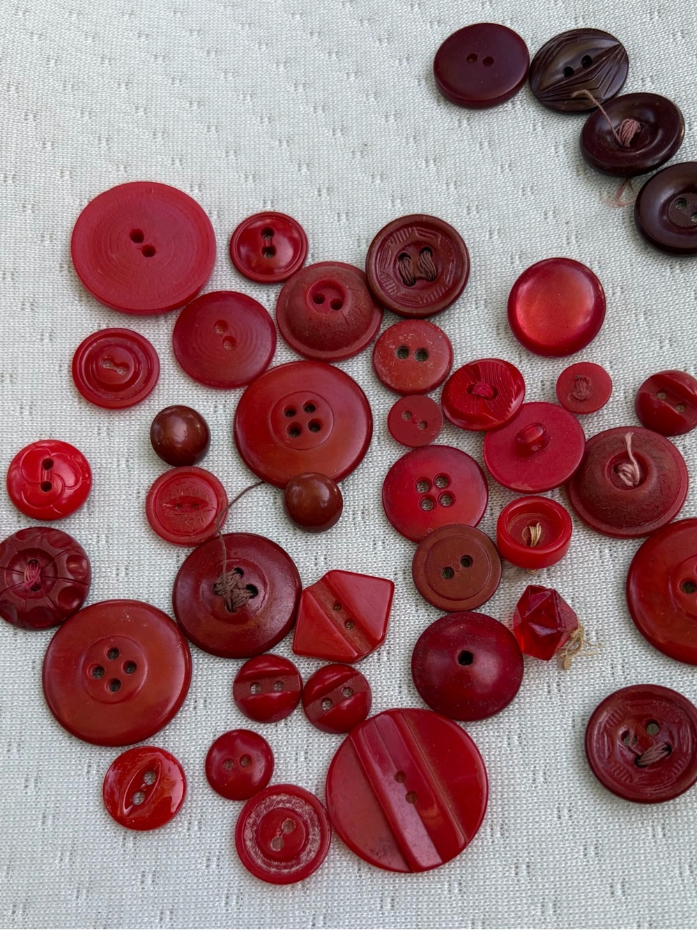 Vintage Mixed Button Lot - Multicolor Assortment. Plus others - Picture 4 of 13